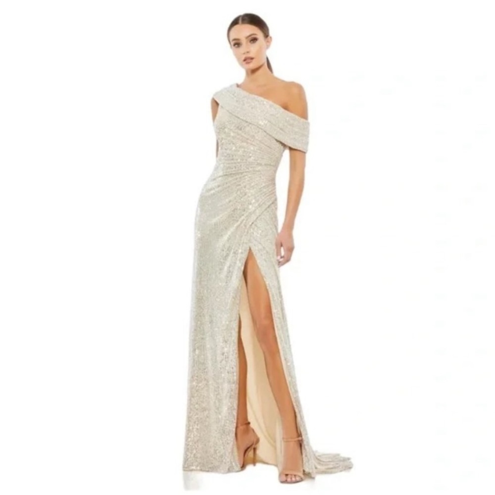 Ieena for Mac Duggal One-Shoulder Ruched Sequin Gown in Nude NWT